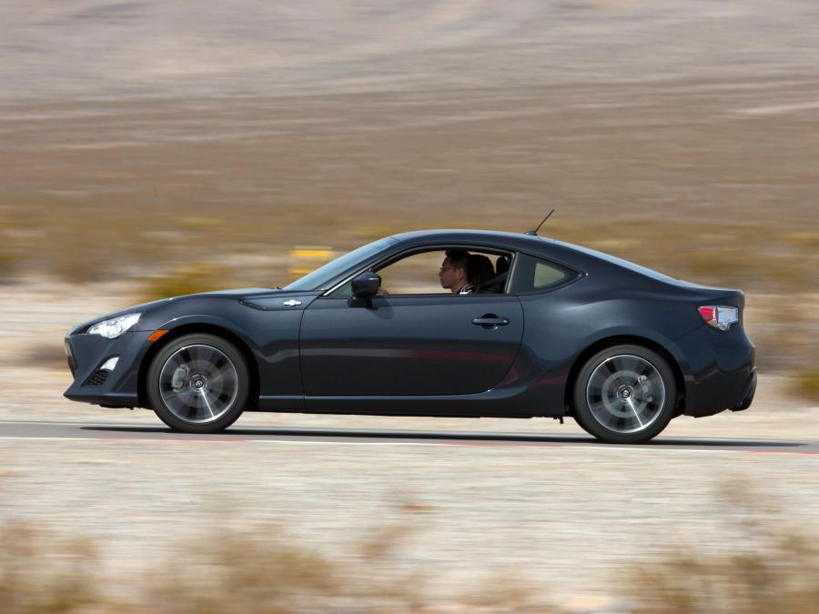  Scion FR-S 2012 года  (фото 12 из 16)